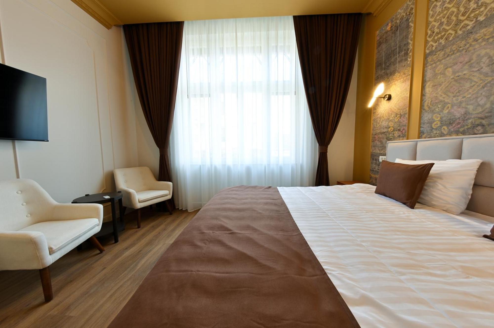 Leda Residence Oradea Eksteriør billede